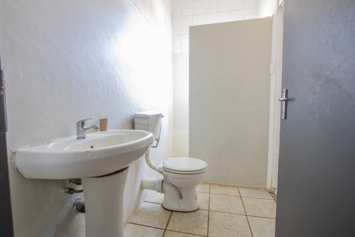 To Let 1 Bedroom Property for Rent in Die Bult North West